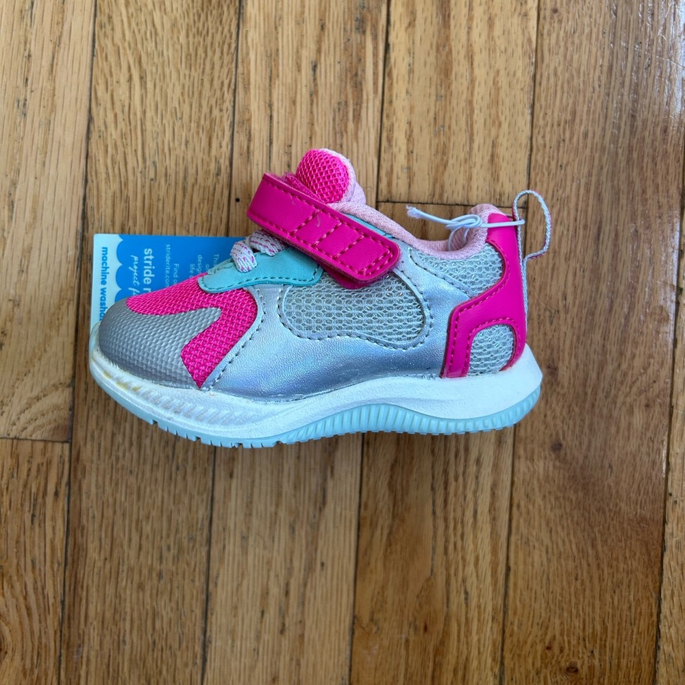 Stride Rite 360 Adler Iridescent Shoe - Picture 4 of 5